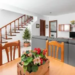 Rurales El Acebo Навес
