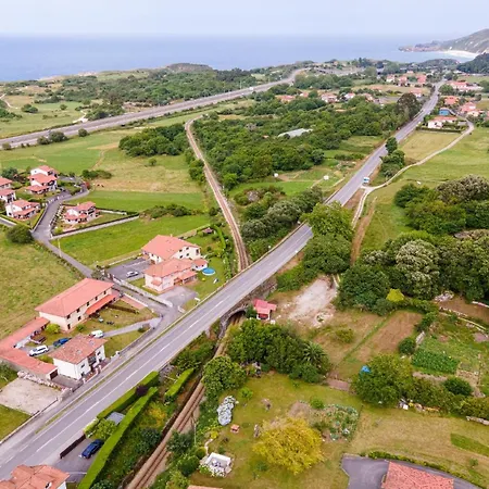 Apartment El Acebo Naves (Asturias)